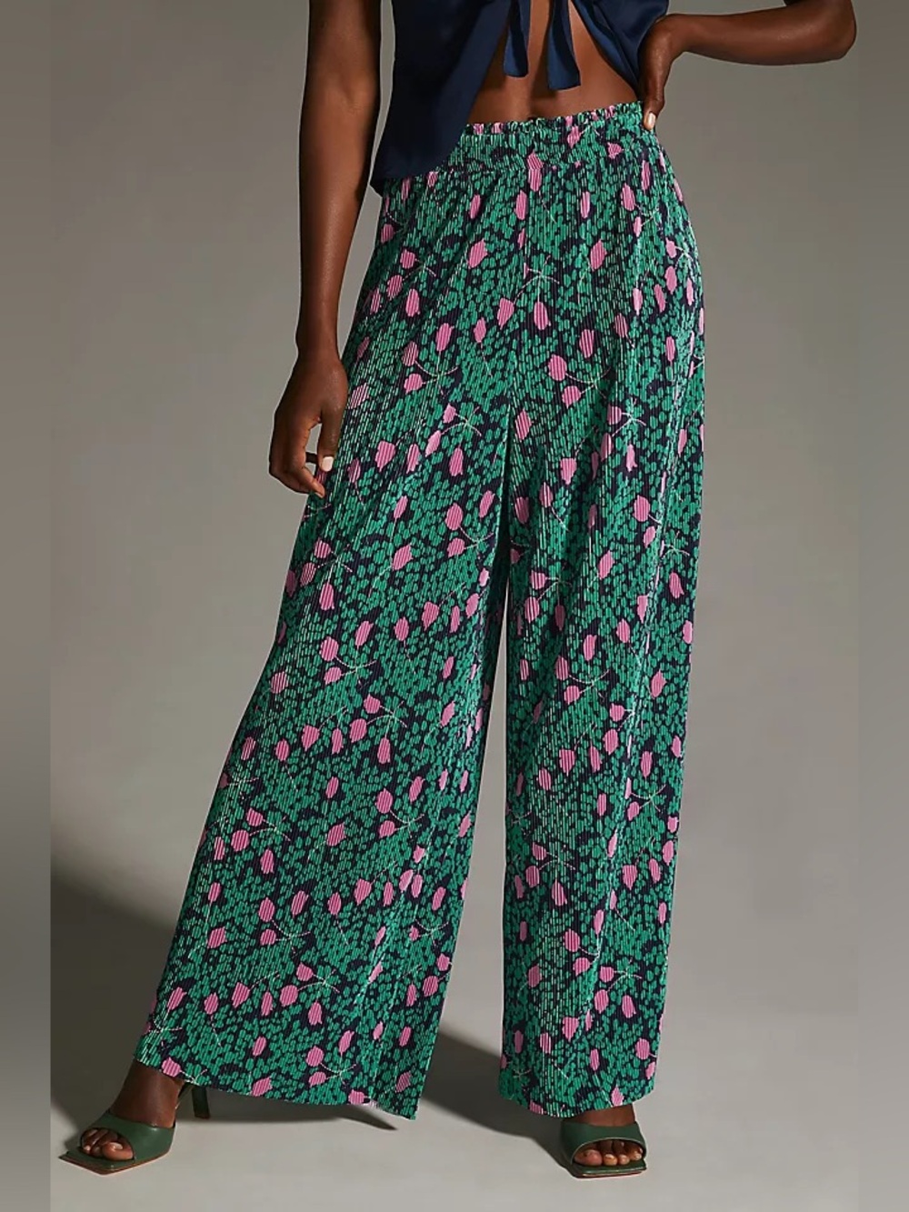 Anthropologie | Maeve plisse pants floral size medium